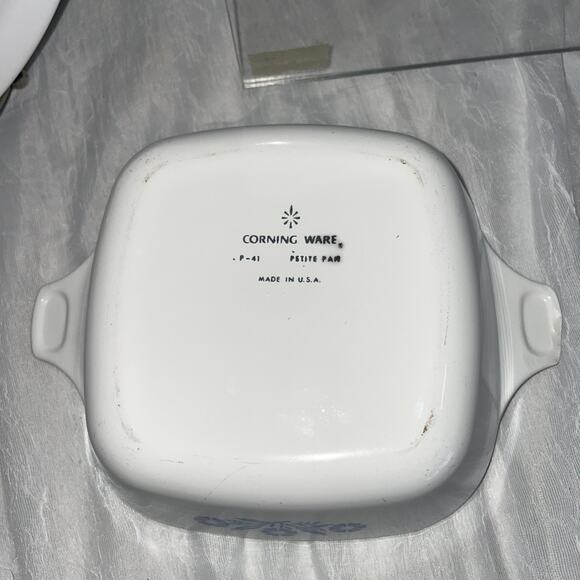 Corning Ware Pie Plate Blue Cornflower 9" P-309 & P-41 Petite Casserole VTG/EUC - Picture 3 of 6